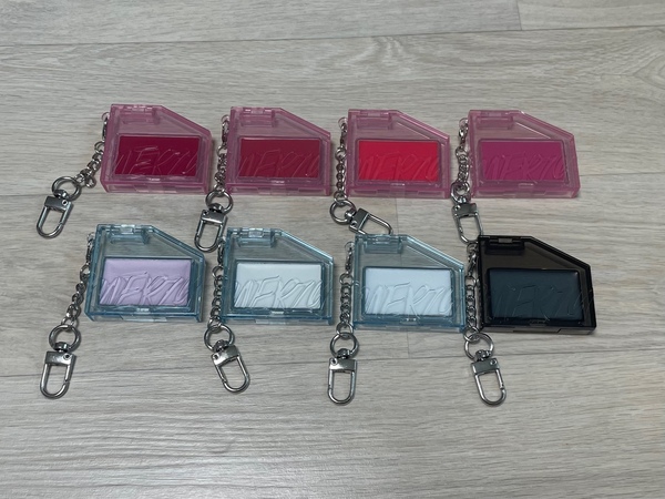 다이소 머지 렛츠웨어링 립앤치크 키링 케이스 사진
