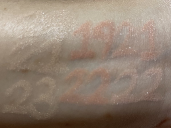 년도별 컬러 비교