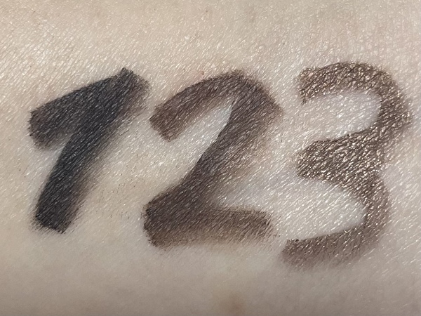 본셉 젤 아이라이너 발색