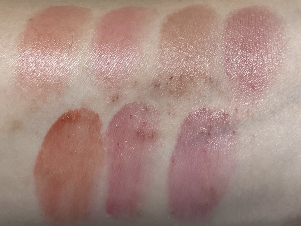 이글립스 립앤치크 글로우 밤 발색