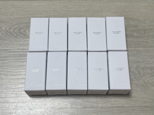 어바웃톤 스킨 레이어 핏 블러셔 상자 사진