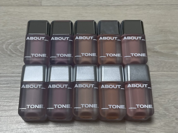 어바웃톤 스킨 레이어 핏 블러셔 케이스 사진