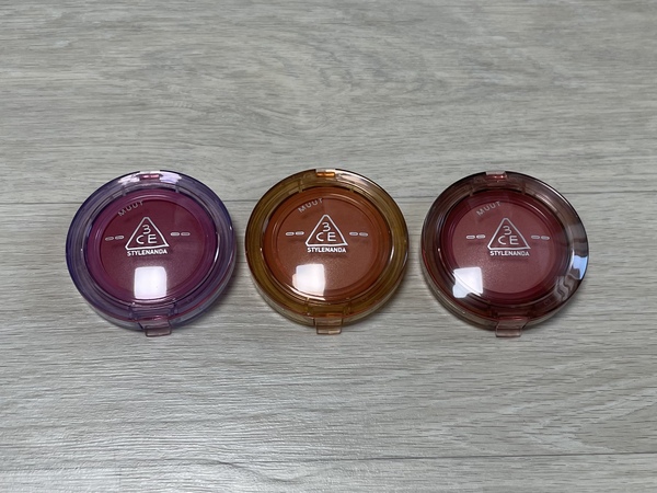 3ce 바운시 블러 밤 케이스 사진