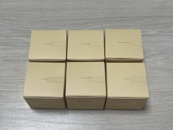 베이지크 플러쉬 립 앤 치크 밤 상자 사진