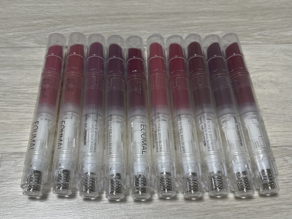 에크멀 익스트림 립 글라시 케이스 사진