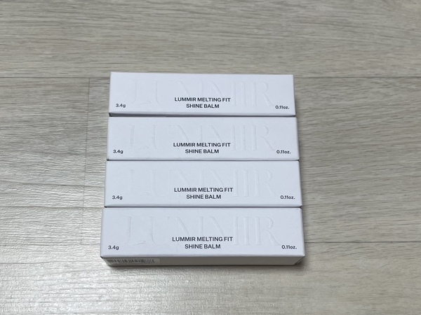 루미르 멜팅 핏 샤인밤 상자 사진