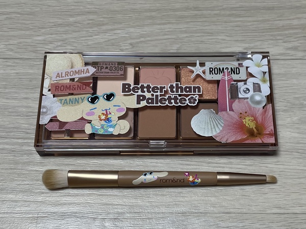 롬앤 베러 댄 팔레트 케이스 사진