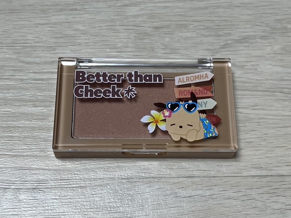 롬앤 베러 댄 치크 케이스 사진