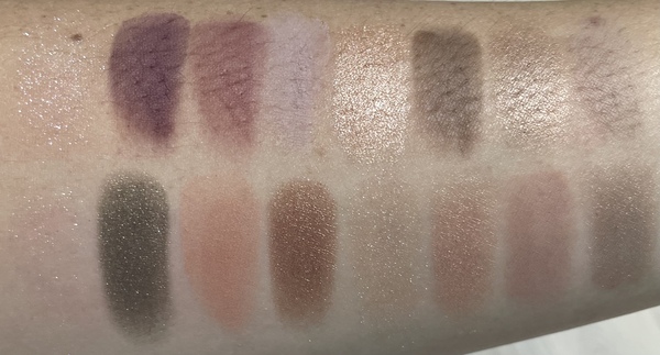 제스젭 팔레트 발색