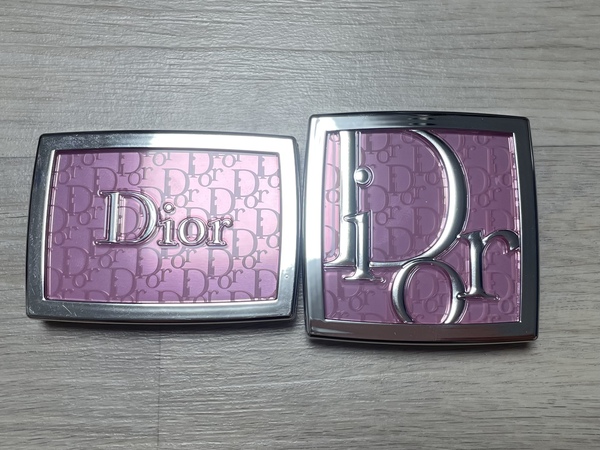 디올 케이스 비교