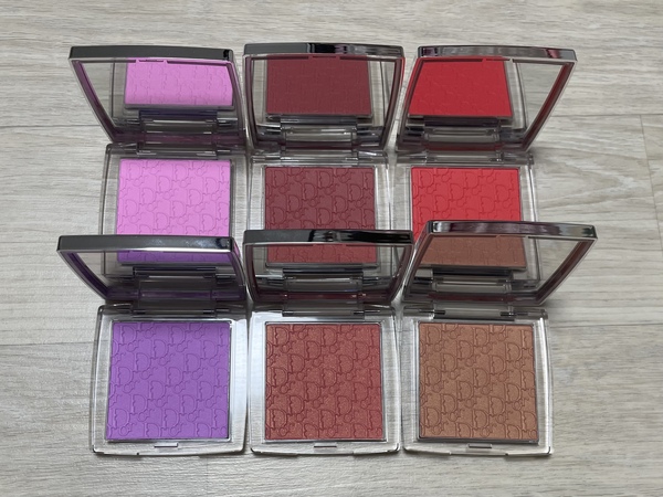 디올 로지 글로우 팬 색