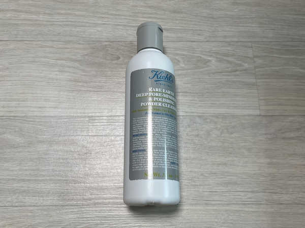 키엘 레이어스 딥 포어-미니마이징 앤 폴리싱 파우더 클렌저 사진