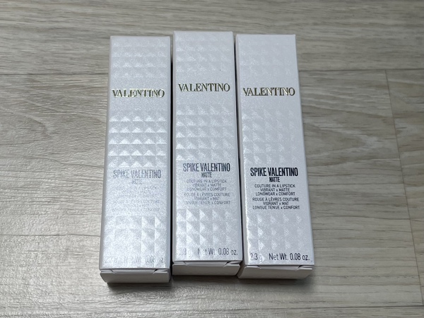 발렌티노 스파이크 발렌티노