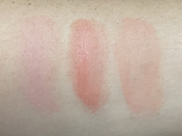 다이소 코드글로컬러 소프트 블러 리퀴드 블러셔 발색