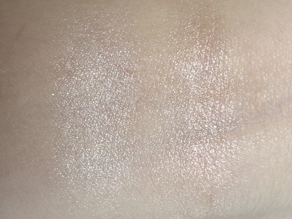 입생로랑 하이라이터 발색