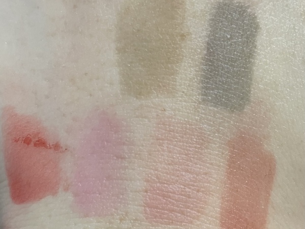 타투팩 벗겨낸 사진