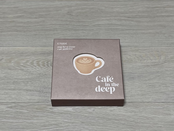 에뛰드 카페인 과몰입 팔레트 상자 사진