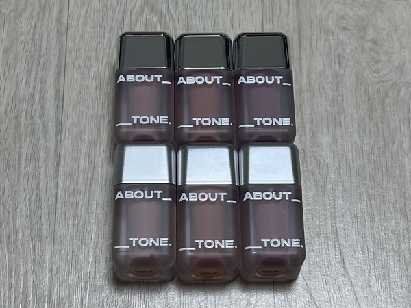 어바웃톤 스킨 레이어 핏 블러셔 케이스 사진