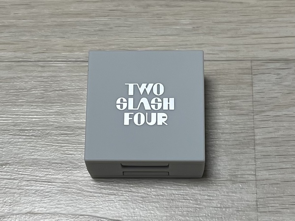 투슬래시포 이레이징 페이스 큐브 케이스 사진