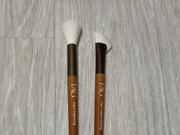 다이소 태그 비건 디테일 브러쉬 듀오 사진