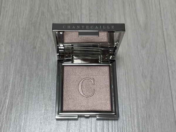 샹테카이 치크 라이트 팬 사진