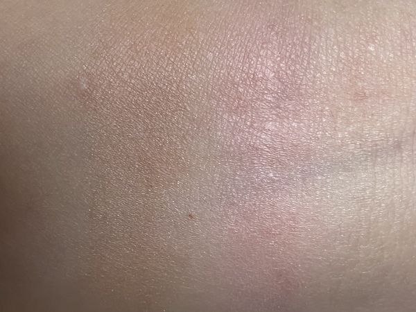 투크 증정 블러셔 발색