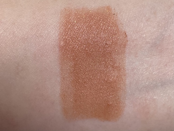 바이브 인 앰버 발색