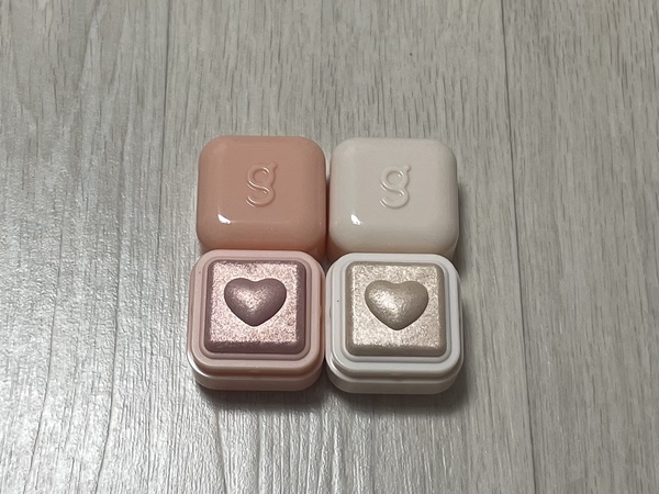 컬러그램 밀크 영롱 하이라이터 팬 사진