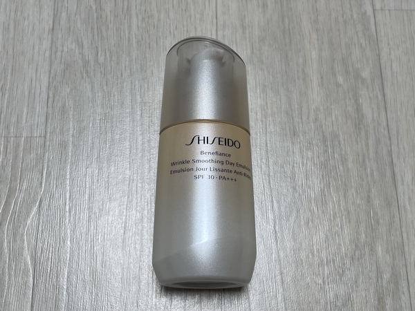 시세이도 베네피앙스 링클 스무딩 데이 에멀전 케이스 사진