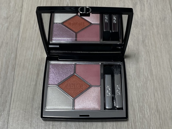 디올 151 마시멜로 팬 색