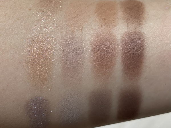 스쿠 시그니처 컬러 아이즈 발색