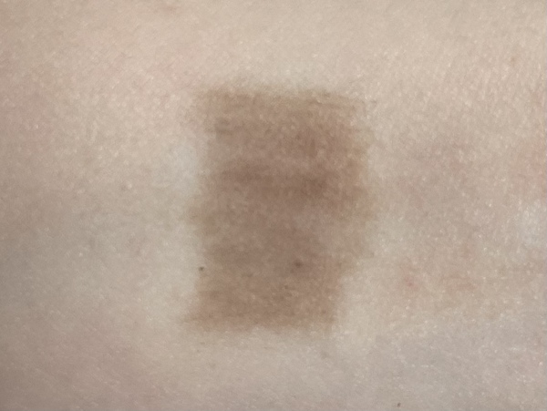 그레이 브라운 발색