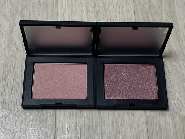 나스 블러셔 팬 색