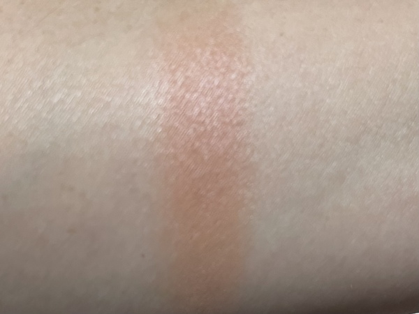 코랄 문스톤 발색