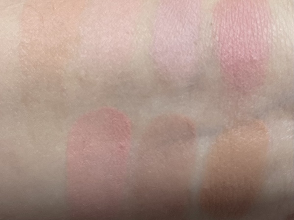 힌스 치크 발색