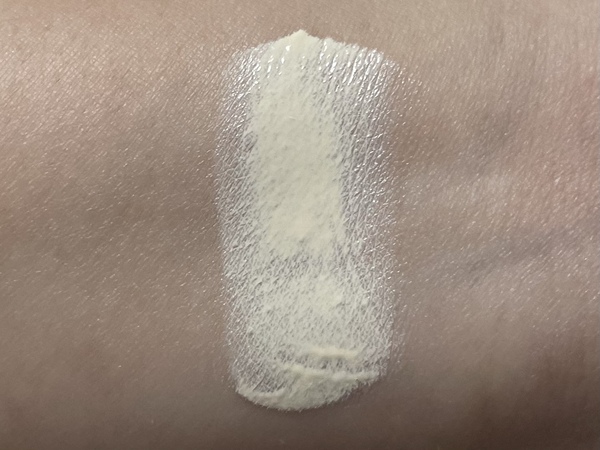 페일 레몬 밀크 발색