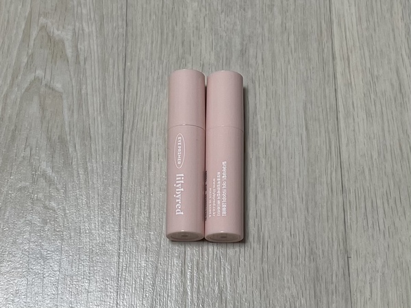 릴리바이레드 증정용 아이프라이머 케이스 사진