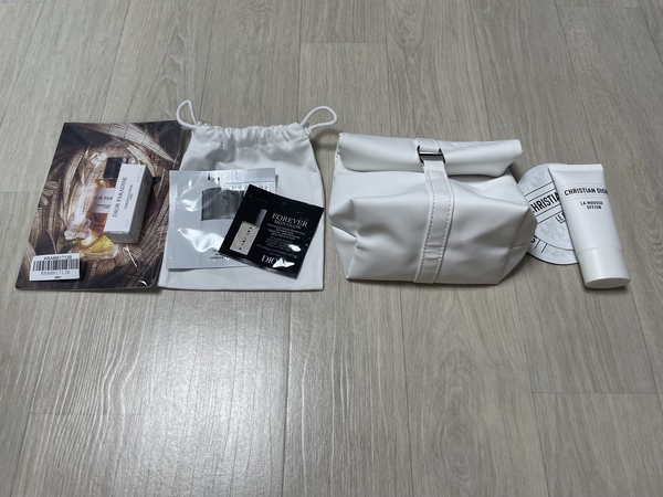 디올 사은품 사진