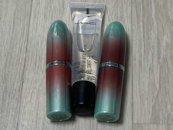 맥 맥스 투 더 퓨처 립 트리오 케이스 사진